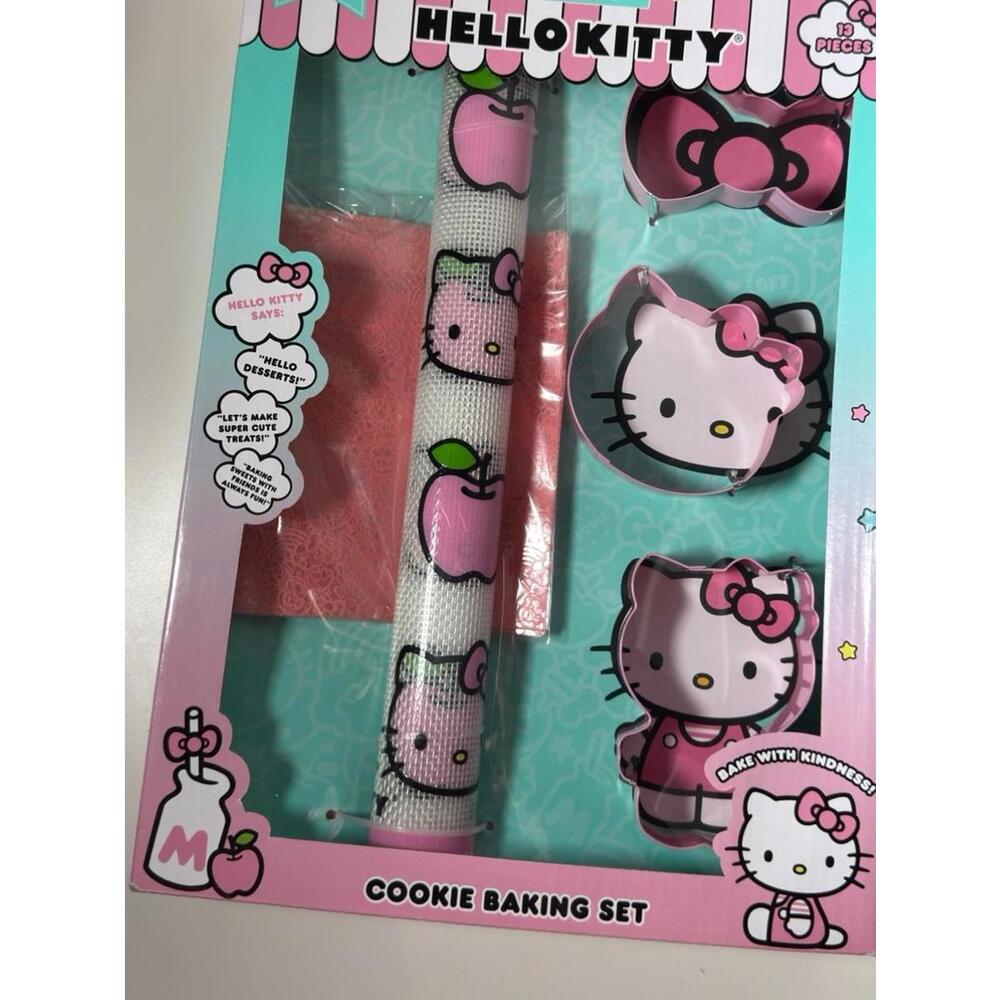 Hello Kitty baking set - Picture 2 of 4